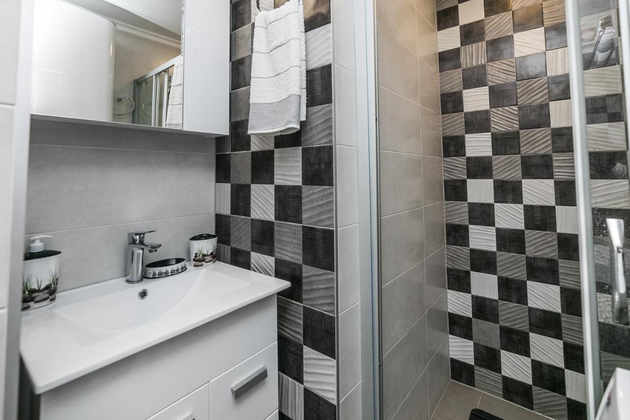 Apartament Gray Luxe Belgrad Zewnętrze zdjęcie