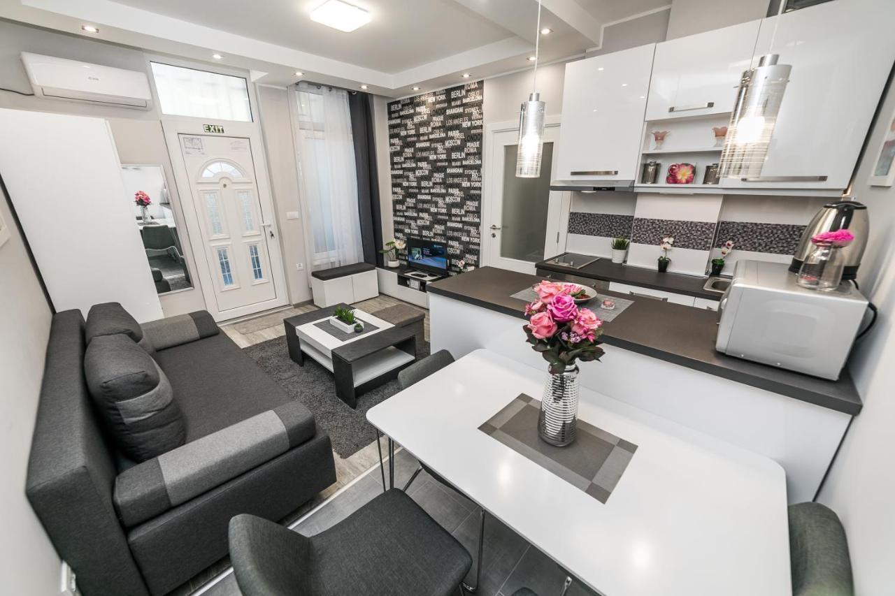 Apartament Gray Luxe Belgrad Zewnętrze zdjęcie