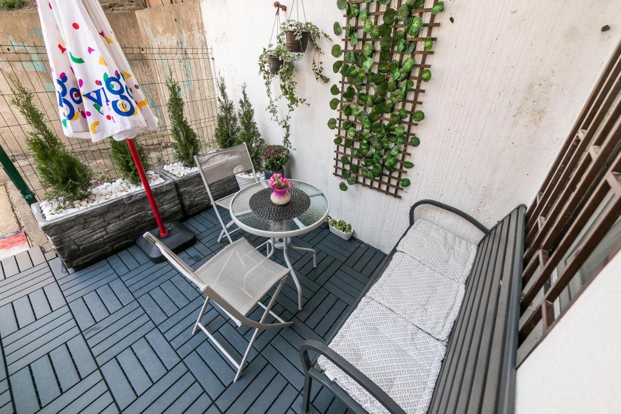 Apartament Gray Luxe Belgrad Zewnętrze zdjęcie