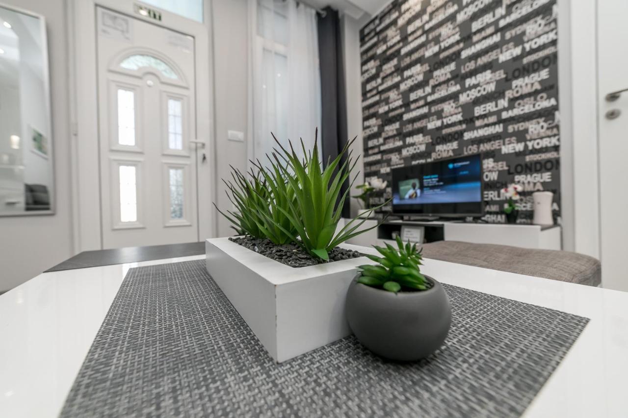 Apartament Gray Luxe Belgrad Zewnętrze zdjęcie