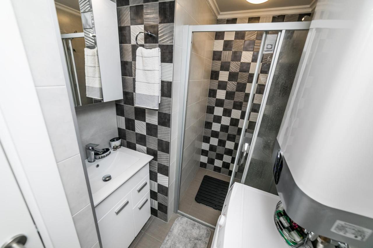 Apartament Gray Luxe Belgrad Zewnętrze zdjęcie